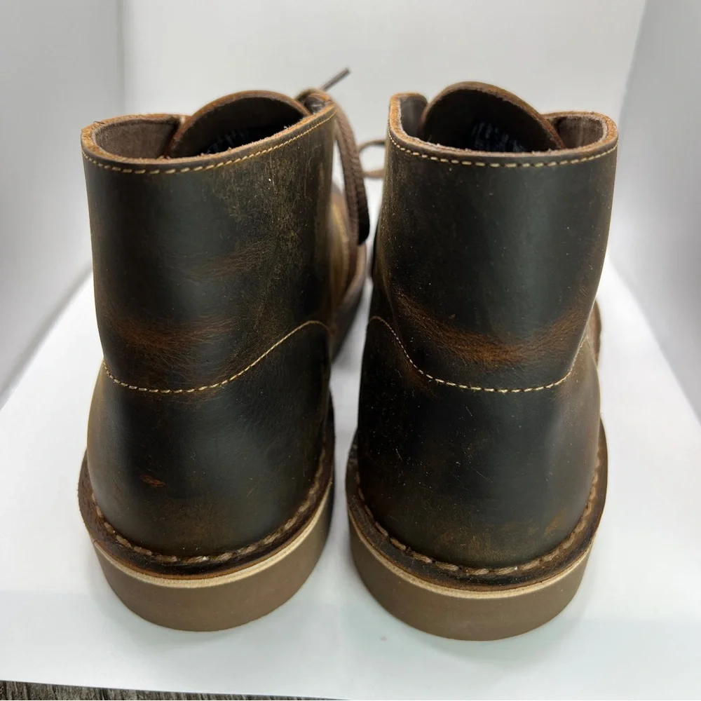 Men’s Clarks Chukka Boots Size 9